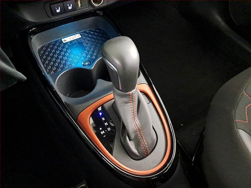 Toyota Aygo (2023) 1.0 VVT-i, Automat, ČR,1.maj - fotka 13 z 20