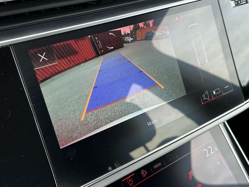 Audi Q7 (2022) 3.0 TDI Quattro S-line - fotka 13 z 37