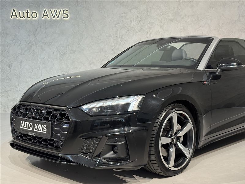 Audi A5 2,0 TDi  S-Line Quattro Matrix - fotka 4 z 47