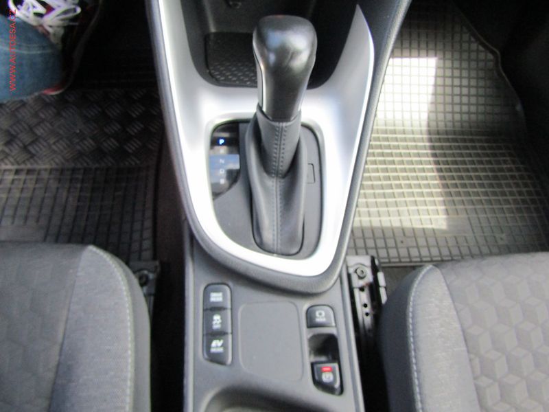 Mazda 2 (2023) 1.5 VVFi hybrid, 1.maj,ČR - fotka 20 z 22