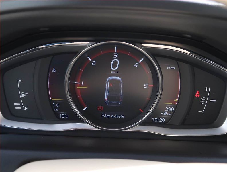 Volvo XC60 (2016) D3, Serv.kniha, Kůže, Navi - fotka 11 z 23