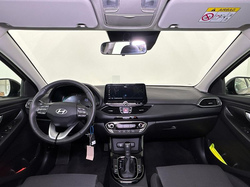 Hyundai i30 Smart DCT - fotka 5 z 26