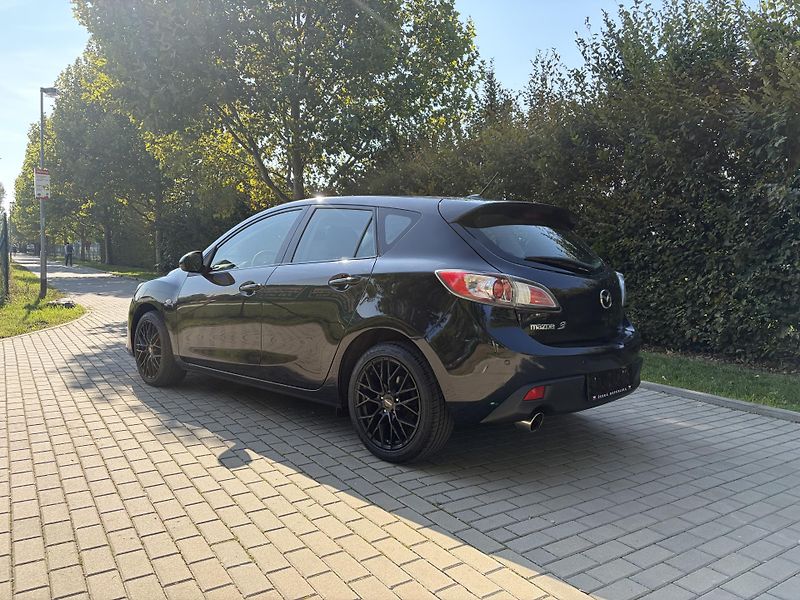 Mazda 3 1.6 Active Plus - fotka 6 z 28