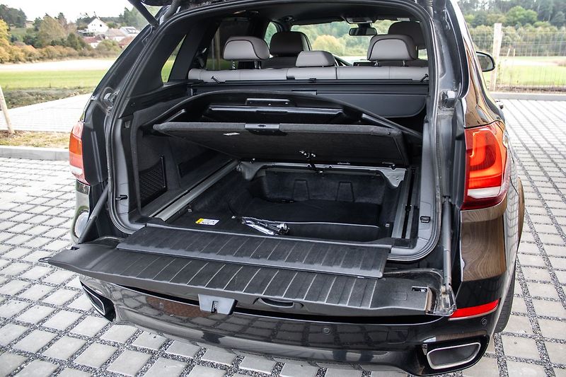 BMW X5 - fotka 48 z 51