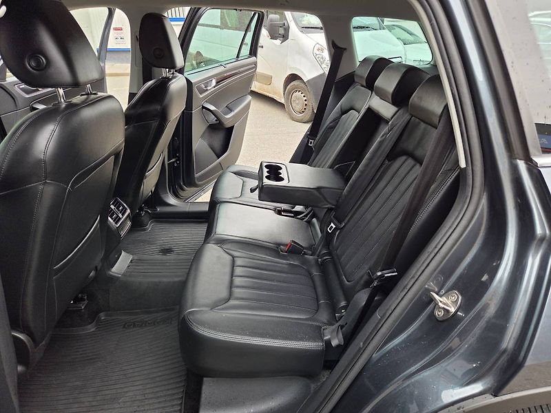 Škoda Kodiaq (2020) 2.0 TDI DSG 4M Laurin&Klement - fotka 34 z 46