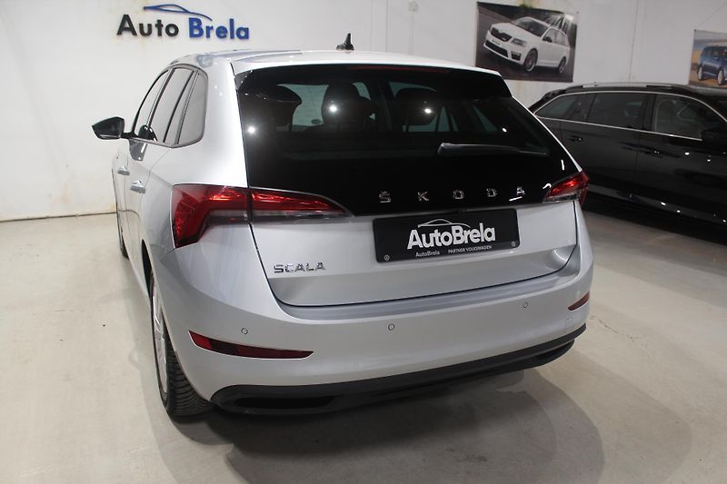 Škoda Scala (2020) 1.0TSI85kW Style+ Matrix - fotka 8 z 37