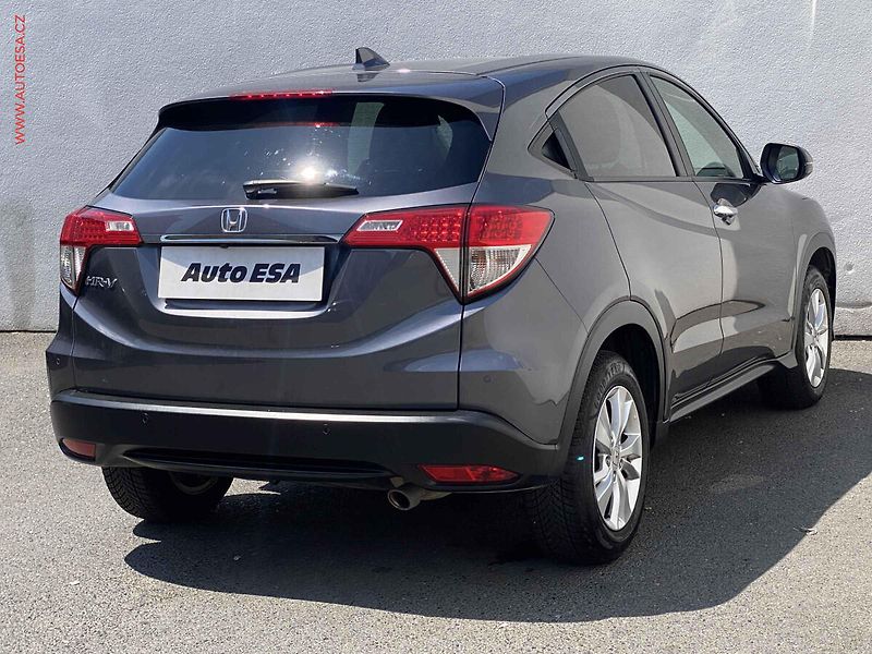 Honda HR-V (2020) 1.5 VTEC, ČR, Elegance, AT - fotka 4 z 19