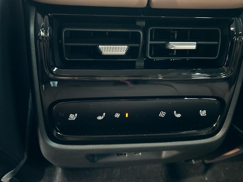Chery TIGGO 9 PHEV (2026) Tiggo 9 PHEV 1.5 T-GDI DHE - fotka 32 z 38