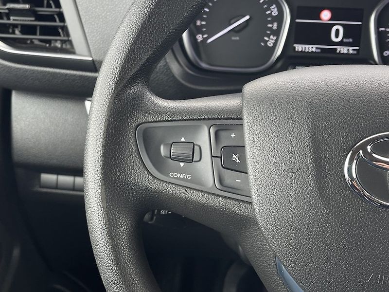 Toyota ProAce Verso 1.5D-4D, ČR-1m, Shuttle, DPH - fotka 18 z 29