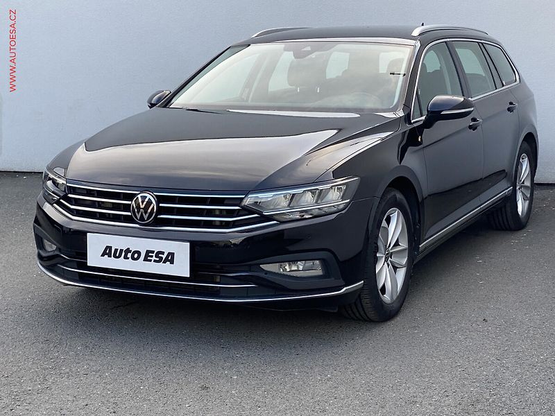 Volkswagen Passat (2021) 2.0TDi 4x4, ČR, Elegance - fotka 3 z 19