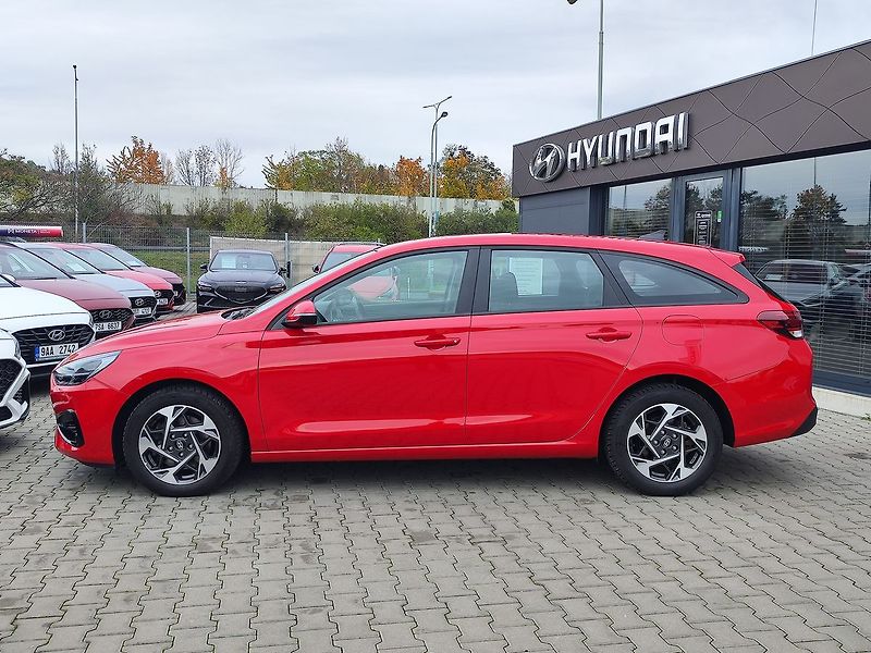 Hyundai i30 1.5T-GDI/103kW Comfort 16 DCT - fotka 8 z 29
