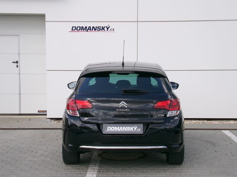Citroën C4 FEEL EDITION 1.6 BlueHDi 73kW - fotka 12 z 14