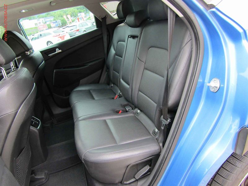 Hyundai Tucson (2017) 2.0CRDi 4x4, ČR, servis - fotka 10 z 17