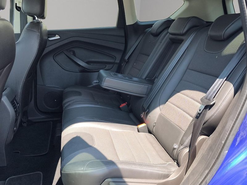 Ford Kuga (2016) 1.5 EcoBoost 110kW, Serv. knih - fotka 19 z 21