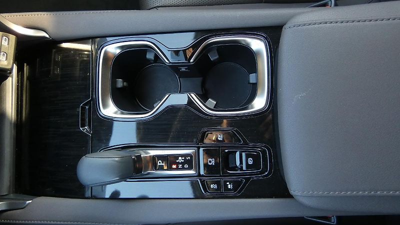 Lexus RX 350h 2.5 HEV 4x4 E-Four e-CVT Execu - fotka 16 z 23