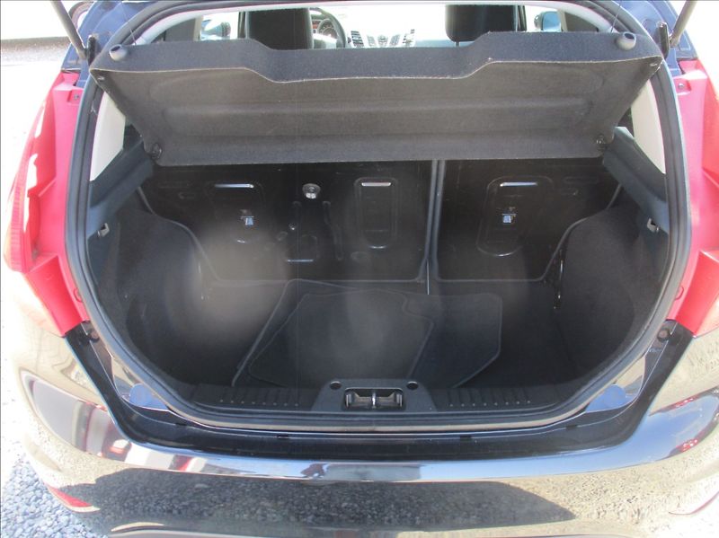 Ford Fiesta 1,2 i, aut.klima, serv.kniha, - fotka 9 z 28