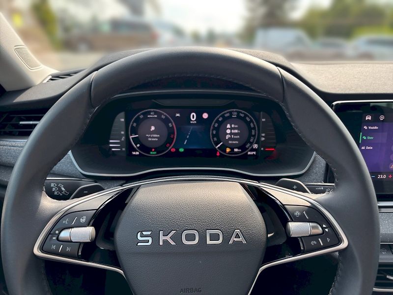 Škoda Octavia (2025) TOP SELECTION 1.5 TSI 110 kW D - fotka 19 z 35