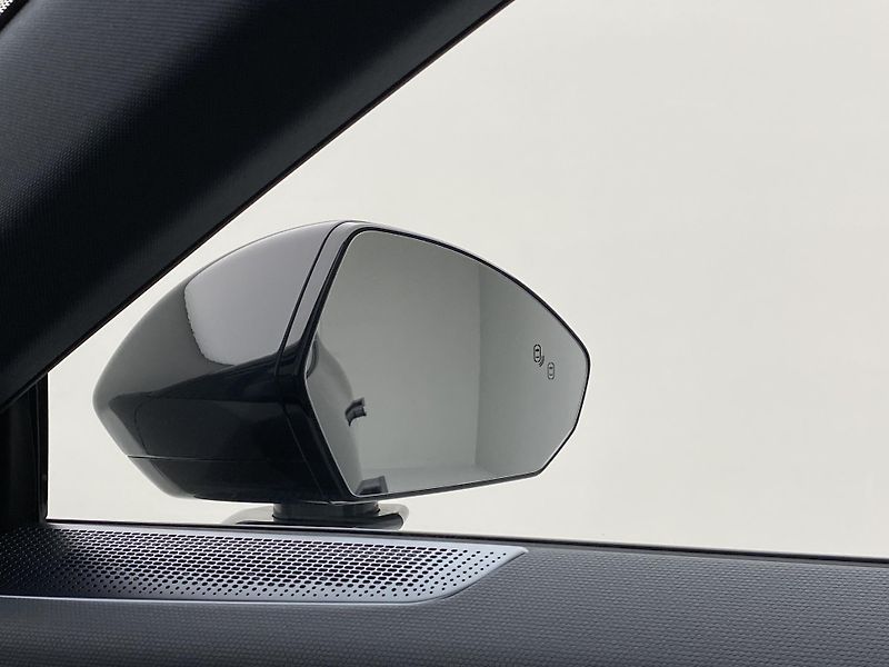 Lynk & Co 08 (2026) MORE PHEV - fotka 36 z 104