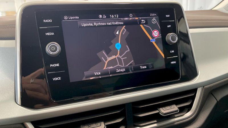 Volkswagen T-Roc (2025) Life GOAL 1.0 TSI 85kW - fotka 26 z 32