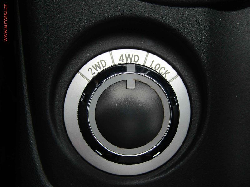 Citroën C4 Aircross (2013) 1.8HDi 4x4, Panorama - fotka 17 z 23