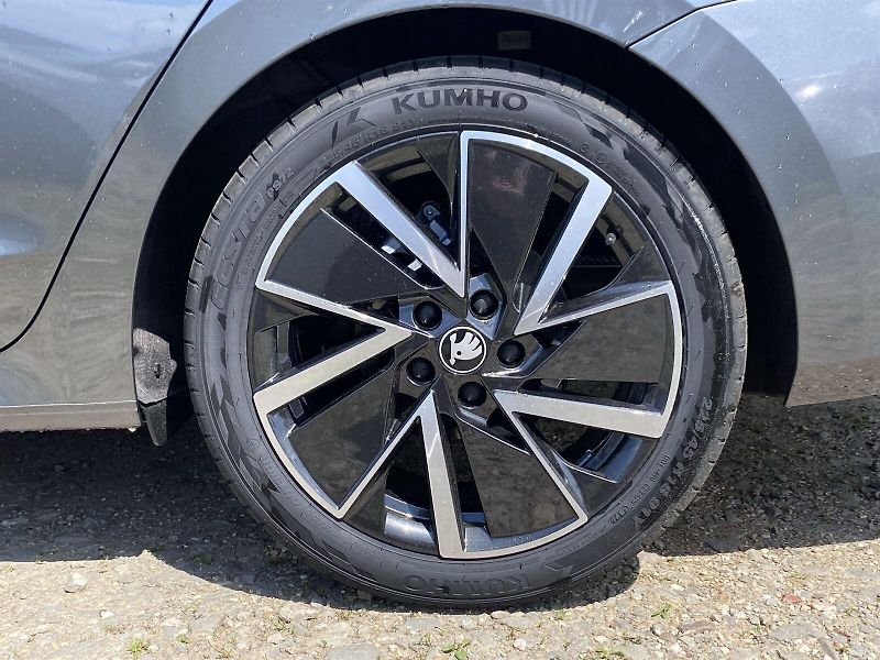 Škoda Octavia (2026) Combi 2,0 TDI 110 kW DSG Sport - fotka 22 z 25
