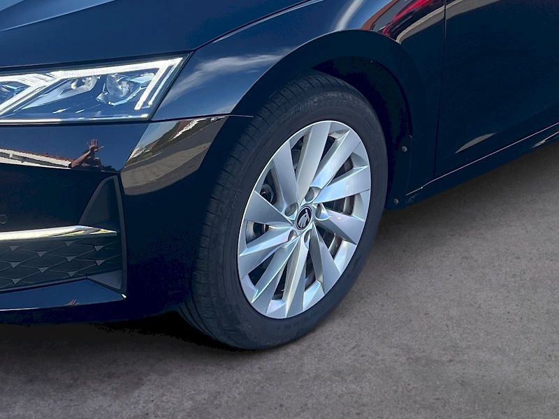 Škoda Octavia (2025) Top Selection 1.5TSi M-HEV 110 - fotka 30 z 30
