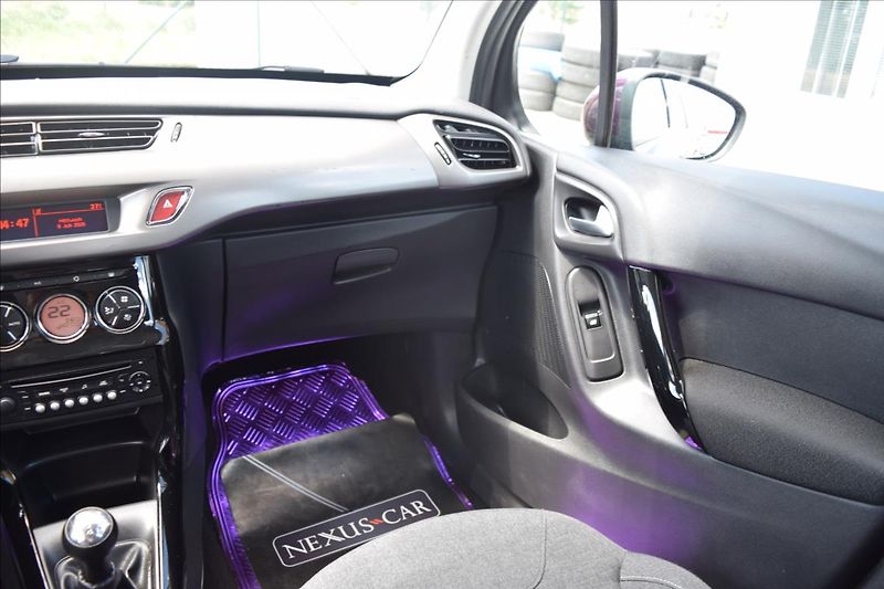 Citroën C3 1,2 i 60KW NÍZKÉ KM ALU PO STK - fotka 25 z 42