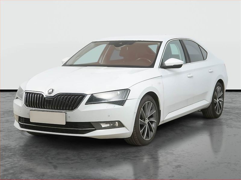 Škoda Superb (2015) 2.0 TDI, Automat, Kůže, Navi - fotka 2 z 18