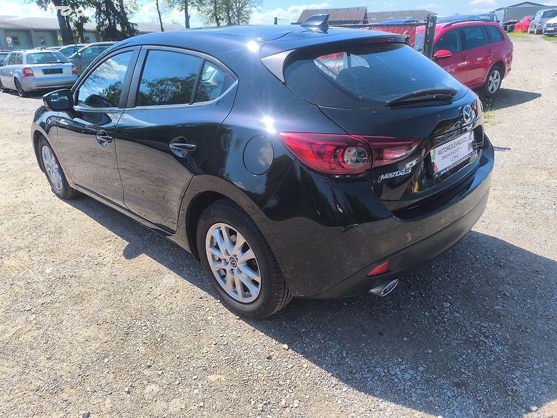 Mazda 3 KRÁSNÁ,SERVISKA,1MAJ,VÝBAVA - fotka 5 z 18