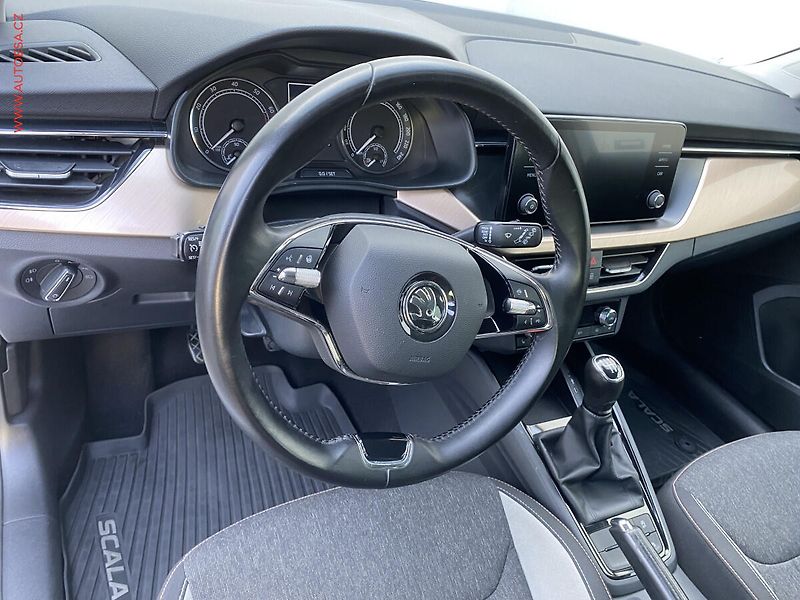 Škoda Scala (2022) 1.5 TSi, 1.maj,ČR, Style - fotka 12 z 17