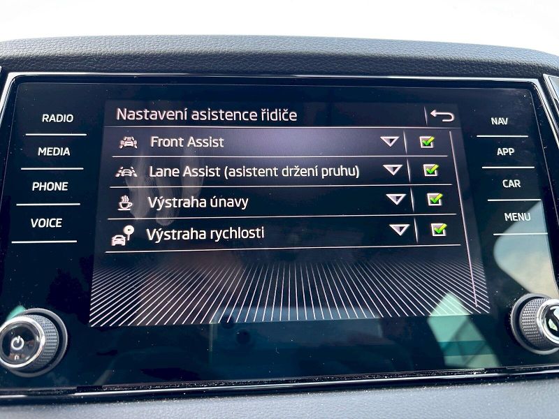 Škoda Karoq (2025) DRIVE 1.5 TSI 110 kW - fotka 32 z 32