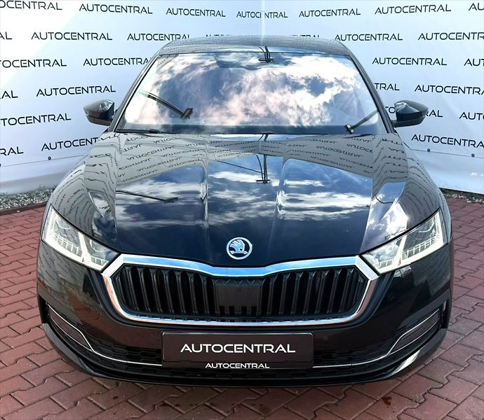 Škoda Octavia 2,0 TDi,110kW,STYLE,DSG,4x4 - fotka 2 z 3