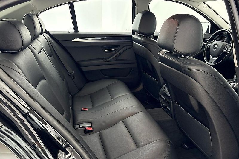 BMW Řada 5 řady 5 | 525 xDrive - fotka 10 z 22