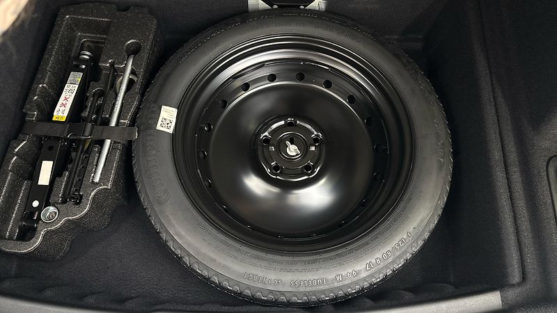 BMW Řada 2 1.5 218i - fotka 20 z 30