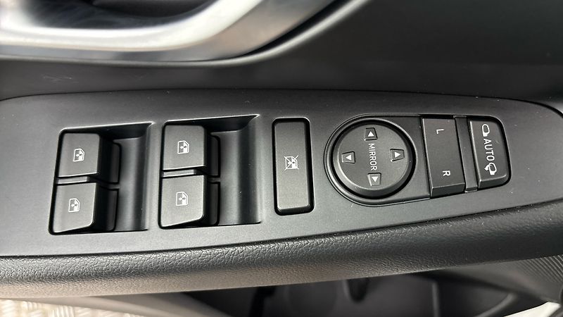 Hyundai i30 1.0 T-GDI Smart Kombi - fotka 21 z 24