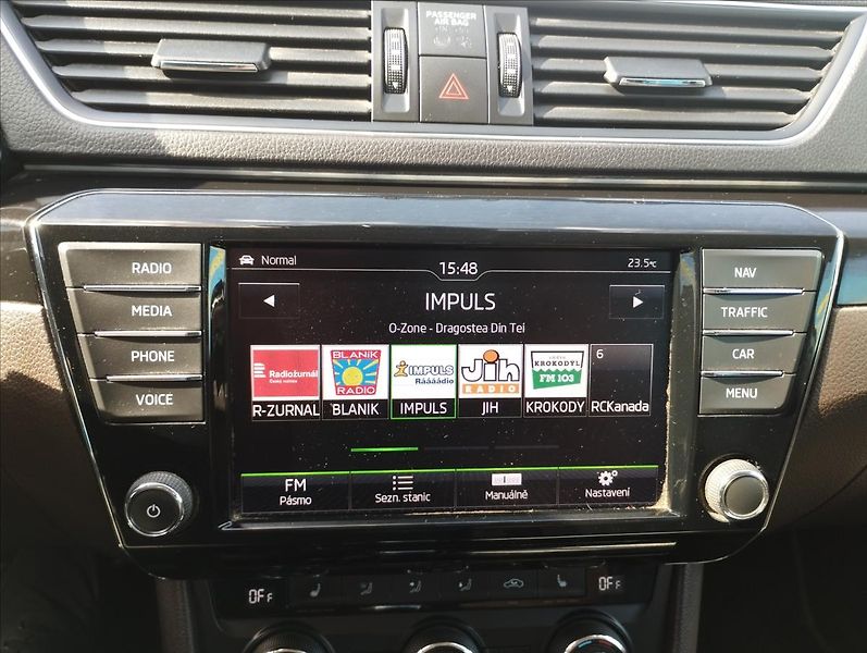 Škoda Superb 2,0 TDi 110KW LAURIN/KLEMENT - fotka 12 z 20