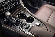 Lexus RX.