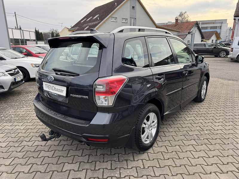 Subaru Forester 2,0i A/T COMFORT, ČR, 1.MAJ. - fotka 4 z 30