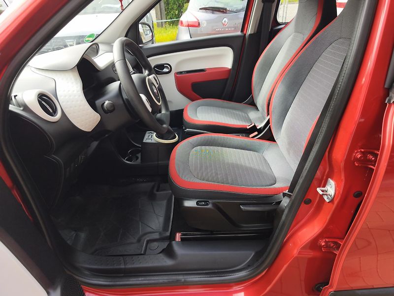 Renault Twingo (2016) III. Experience SCe 70  - fotka 14 z 29