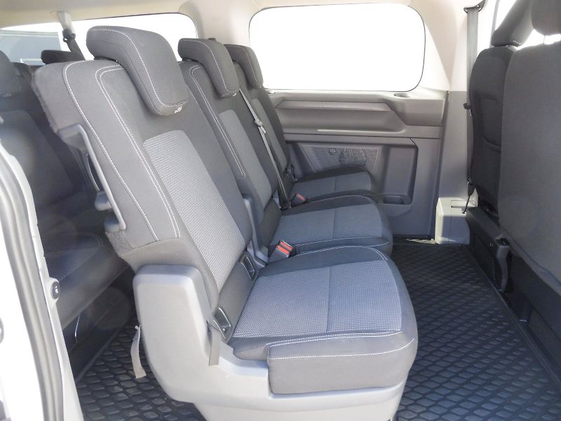 Volkswagen Caravelle (2026) DR 2,0 TDI 110kW - fotka 20 z 29