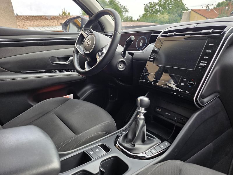 Hyundai Tucson 1.6-1.MAJ.-NÍZKÉ KM-AUT.KLIMA - fotka 3 z 11