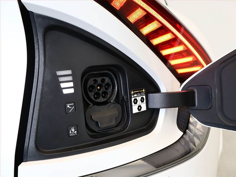 Kia EV6 (2023) GT AWD 77.4 kWh, SoH 97% - fotka 24 z 25