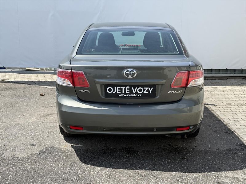 Toyota Avensis 2,0 Sol, Automat - fotka 5 z 18