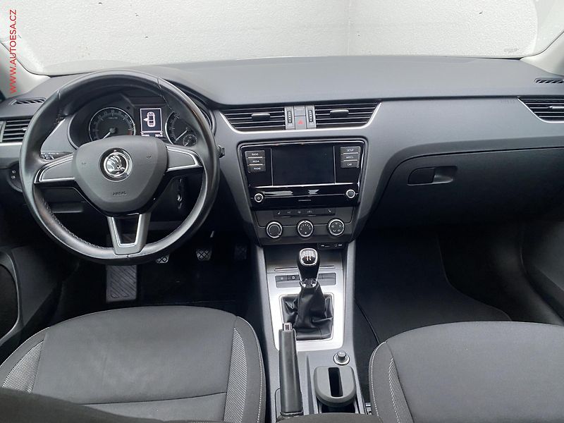 Škoda Octavia (2017) 1.6 TDi, ČR, Ambition - fotka 8 z 17