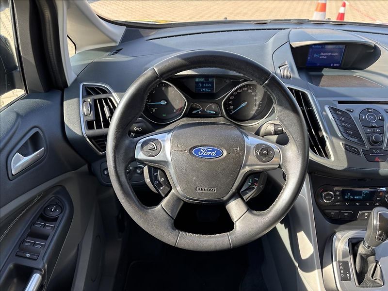 Ford C-MAX 2,0 TDCi 103kW Titanium - fotka 15 z 39