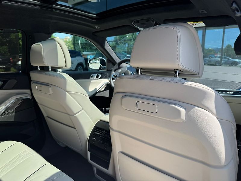 BMW X6 - fotka 25 z 28