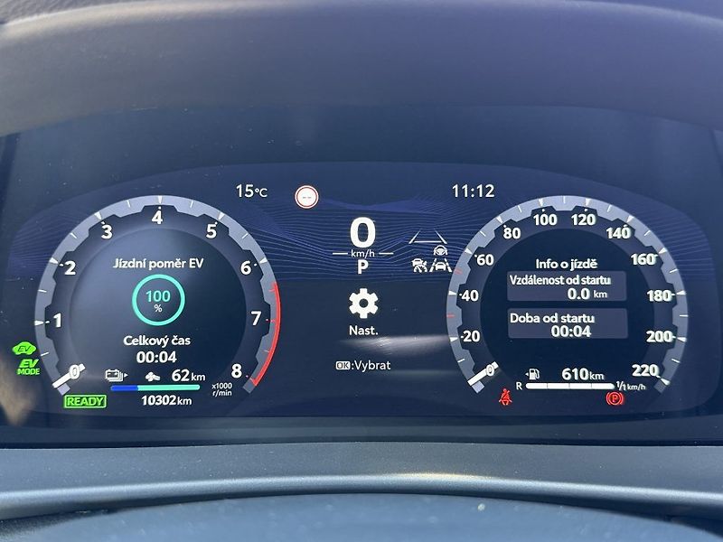 Toyota C-HR 2.0L PHEV Style - fotka 17 z 25