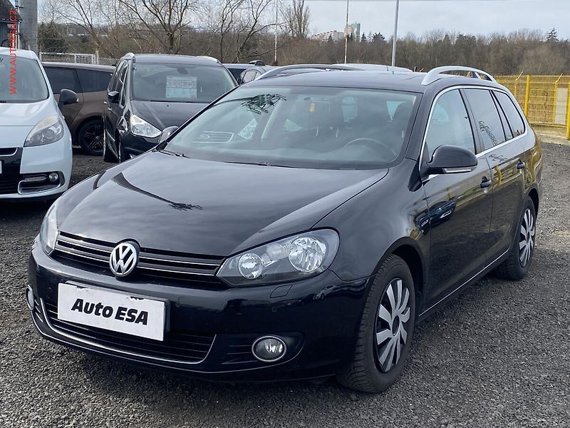 Volkswagen Golf (2010) 1.4TSi, AC, výhřev sed. - fotka 3 z 20