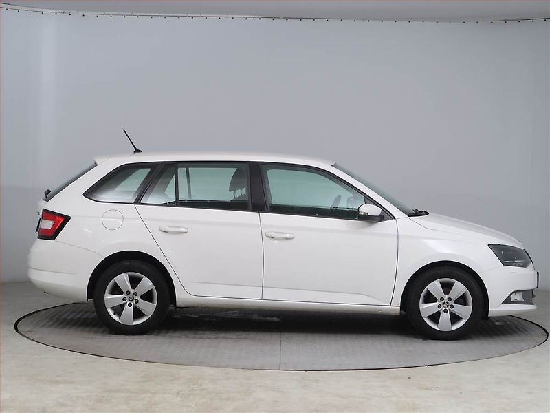 Škoda Fabia (2016) Style 1.4 TDI, Park. senzory - fotka 6 z 14
