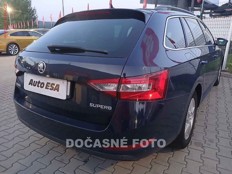 Škoda Superb (2017) 2.0TDi, DSG - fotka 2 z 3